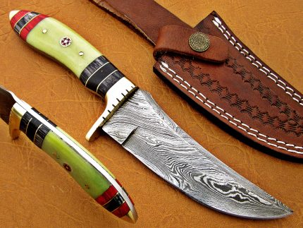 DAMASCUS STEEL BLADE HUNTING KNIFE HANDLE GREEN COLOR CAMEL BONE 9 INCH