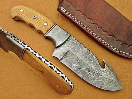 DAMASCUS STEEL BLADE SKINNER KNIFE WALNUT WOOD HANDLE 9 INCH