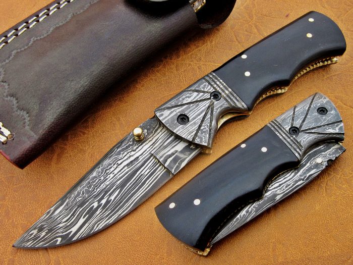 DAMASCUS STEEL BLADE FOLDING KNIFE,BUFFALO HANDLE OVERALL 7.5 INCH