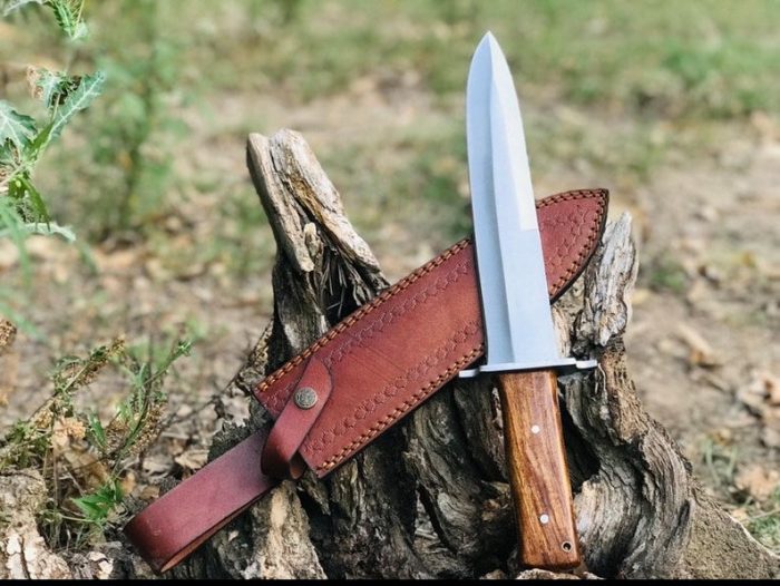Hand Forged Carbon Steel Hunting Knife Camping knife With Leather Sheath