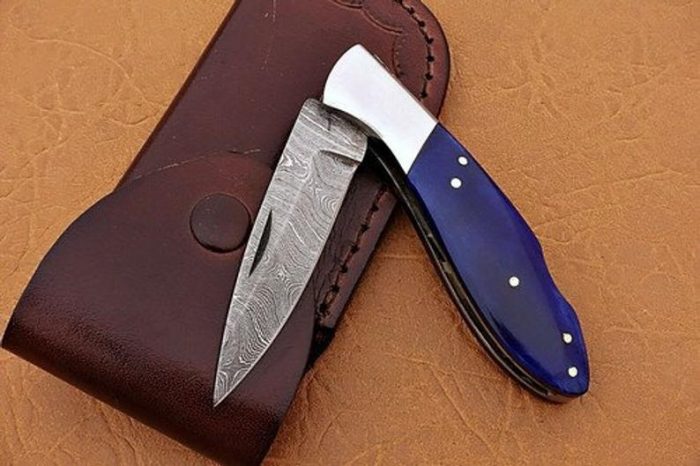 Customizable Genuine Damascus Steel knife Christmas Gifts